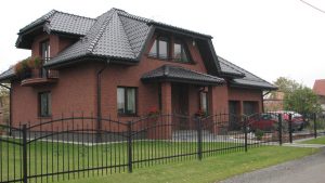 vienubučio gyvenamojo namo fasadas