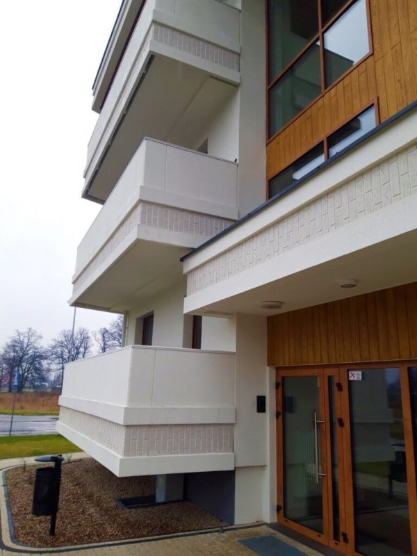 baltos plyteles 3