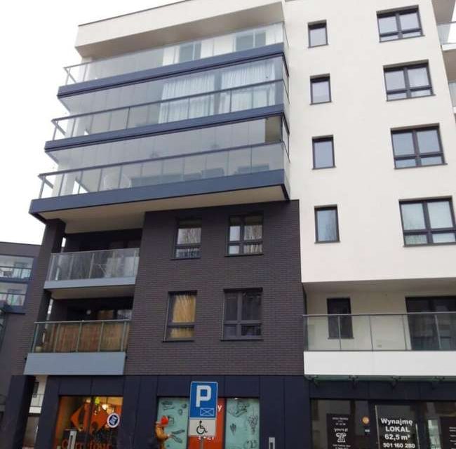 Lankscios fasado plyteles Akra