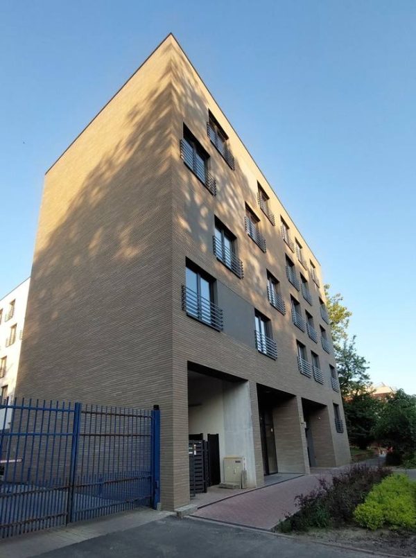 Lanksčios fasado plytelės, 2067 Dijon Lankscios fasado plyteles Dijon